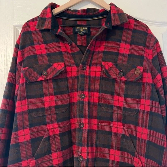 Billabong Shirt Mens XL‎ Flannel Red Plaid Buttonup Collared Chest Pockets - Picture 3 of 3